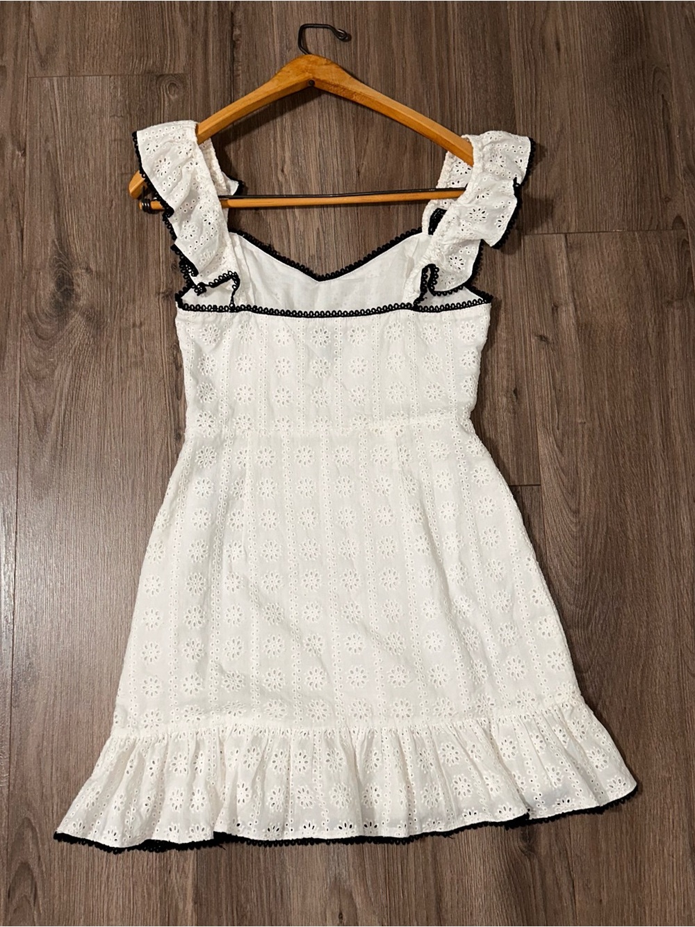 White Eyelet Cotton Mini Dress with Black Trim Cotton Lining Summer NWOT - Picture 6 of 10